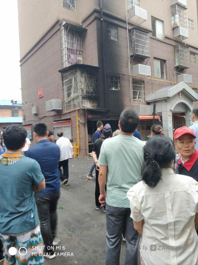 南昌新建區(qū)一小區(qū)煤氣罐爆炸， 4 人受傷
